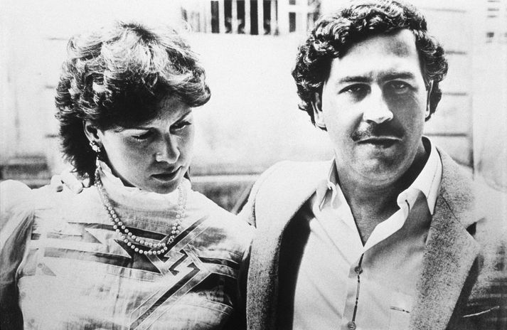 Pablo Escobar ásamt eiginkonu sinni árið 1983.