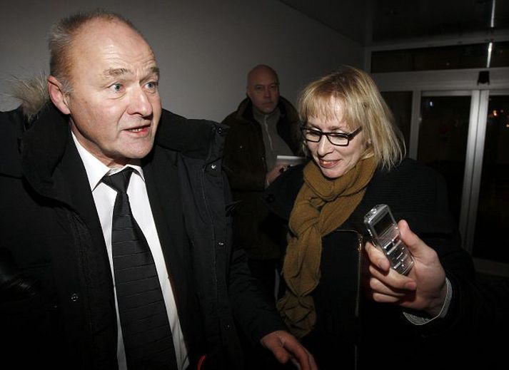 Hvorki Atli Gíslason né Lilja Mósesdóttir, sem bæði sátu hjá við afgreiðslu fjárlagafrumvarpsins, vildu tjá sig við fjölmiðla að loknum þingflokksfundi í gærkvöldi. Fréttablaðið/Anton