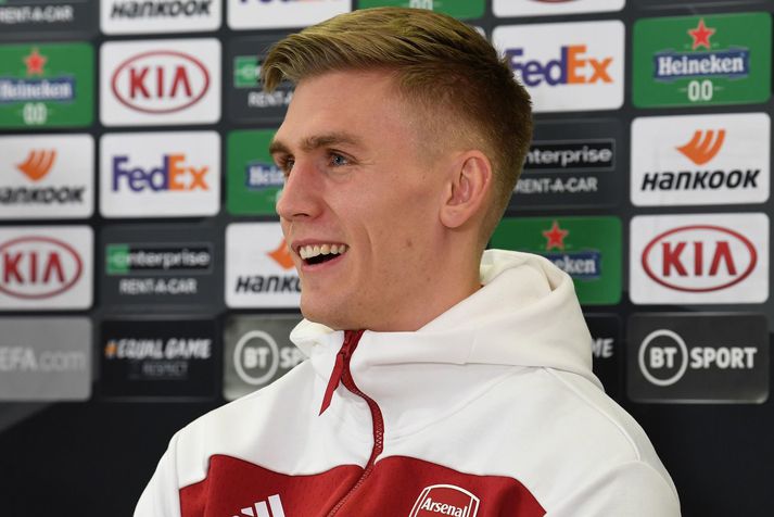 Rúnar Alex Rúnarsson sést hér á blaðamannafundi Arsenal í gær.