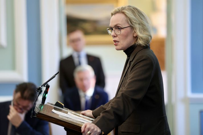 Guðrún Hafsteinsdóttir var ómyrk í máli þegar þingfundur dagsins hófst.