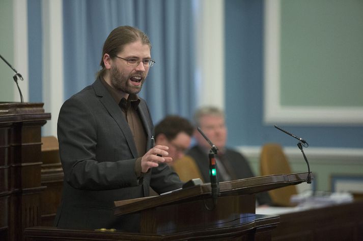 Píratar hafa lagt fram frumvarp á Alþingi um afnám ákvæðis í hegningarlögum sem bannar guðlast. Bannið sæmi ekki lýðræðisríki.