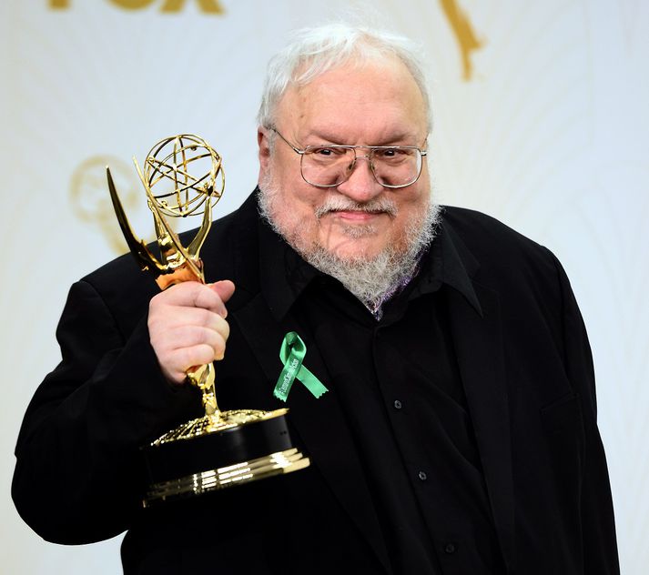 George R.R. Martin er enn á lífi.