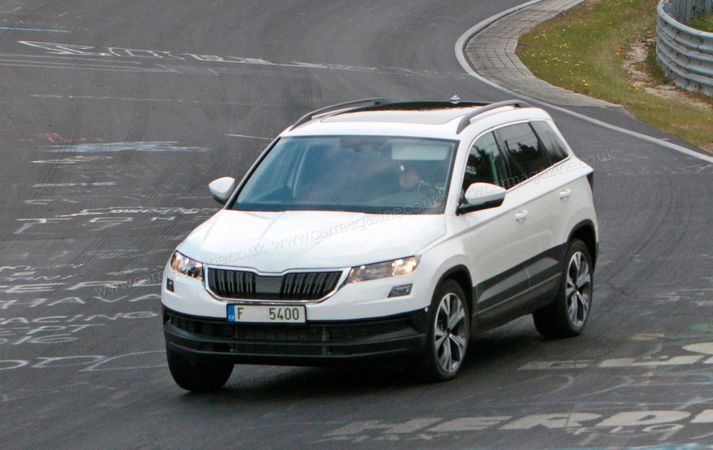 Skoda Karoq spæjaður í prufuakstri.