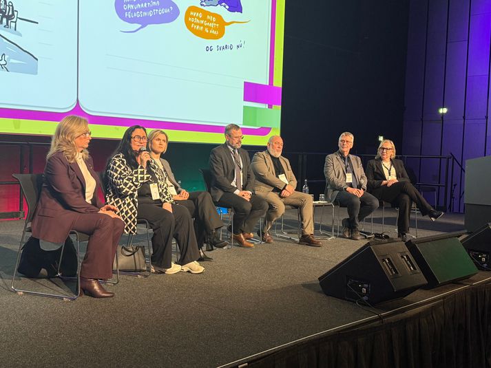 Ráðherrar svöruðu spurningum frá fulltrúum barnaþings í dag.