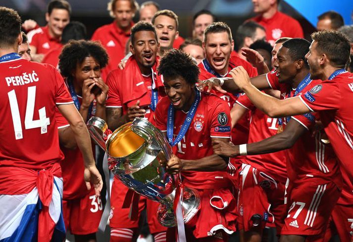 Kingsley Coman hefur unnið fjölda titla á sínum ferli og þekkir ekkert annað en að verða meistari með sínu liði. Hér er hann með Meistaradeildarbikarinn í fyrra.