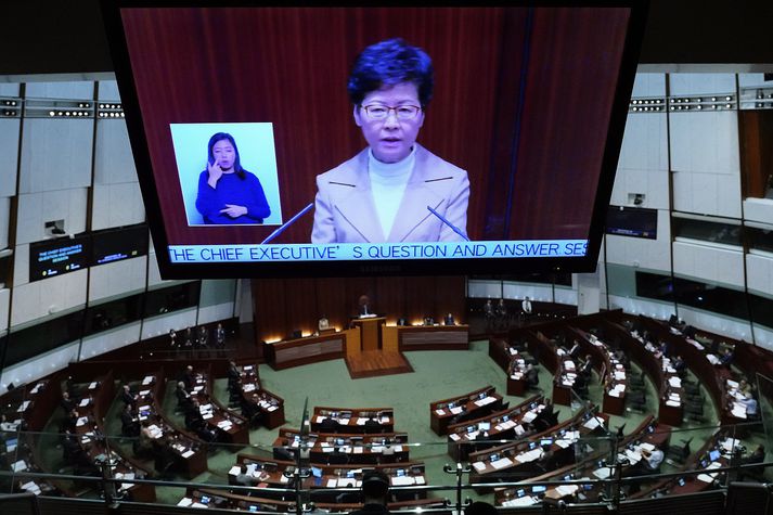 Carrie Lam flutti fyrstu ræðu sína á þingi Hong Kong í morgun.