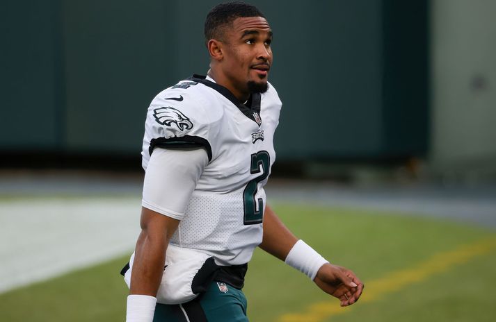 Þetta er  stórt kvöld fyrir Jalen Hurts sem nýr aðalleikstjórnandi Philadelphia Eagles liðsins.