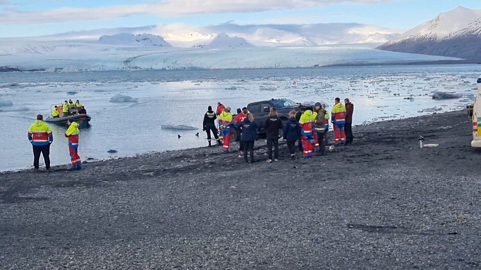 Féll í Jökuls­ár­lón