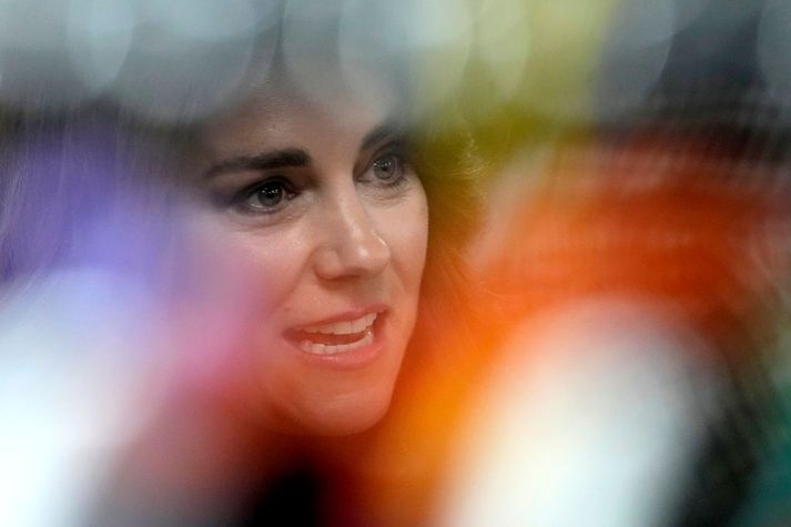 Fjöldi samsæriskenninga hafa sprottið upp um Katrínu Middleton, prinsessuna af Wales, undanfarna daga og vikur.