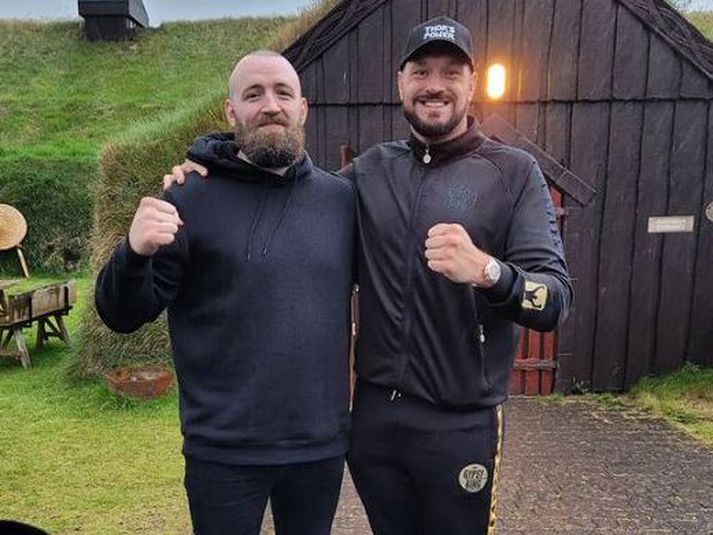 Kolbeinn „IceBear“ Kristinsson og Tyson „The Gipsy King“ Fury saman á Íslandi.