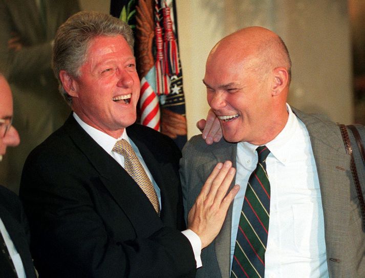 Carville ásamt Bill Clinton.