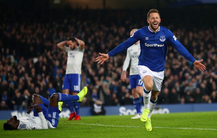 Gylfi Þór Sigurðsson fagnar marki sínu um síðustu helgi.