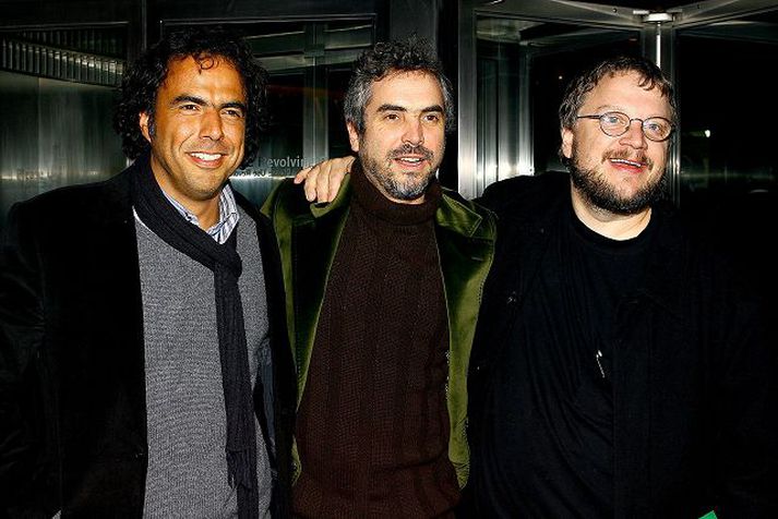 Guillermo del Toro, lengst til hægri, ásamt kollegum sínum Alejandro Inárritu og Alfonso Cuarón.