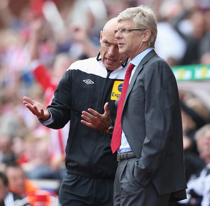 Wenger var þungur á brún á hliðarlínunni í dag.