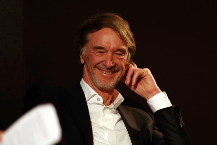 Sir Jim Ratcliffe gæti keypt Chelsea af Roman Abramovich.