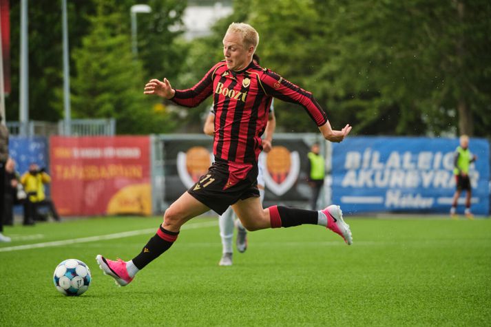 Daníel Hafsteinsson skoraði tvö lagleg mörk fyrir Víkinga í gær og þau dugðu til að koma liðinu áfram í 2. umferð undankeppni Meistaradeildar Evrópu.
