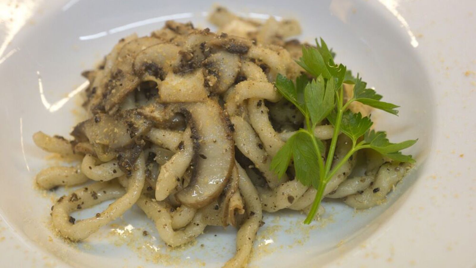 Inn­kalla pastaskeiðar úr plasti