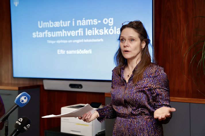 Líf Magneudóttir, oddviti Vinstri grænna, er formaður stýrihóps um leikskólamál í borginni sem leggur fram tillögurnar. Hér er hún að kynna Reykjavíkurleiðina.