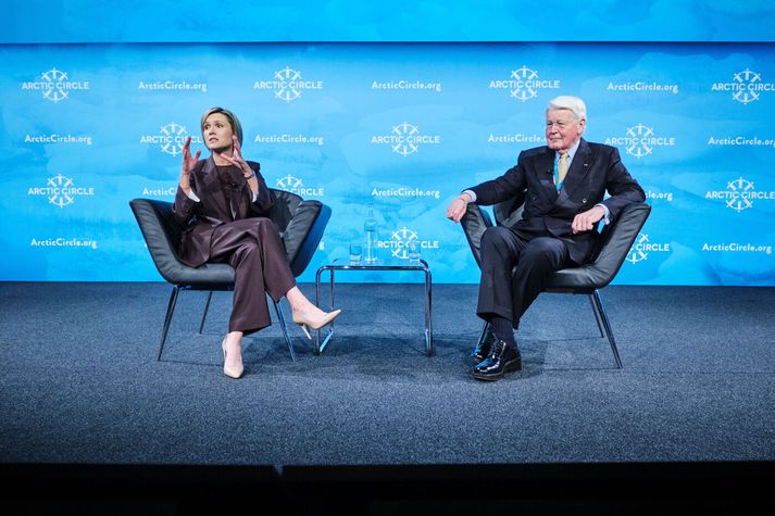 Kristrún Frostadóttir forsætisráðherra segir líkt og Ólafur Ragnar Grímsson fyrrverandi forseti að mikilvægt sé að tryggja sjálfstæði forsetaembættisins.