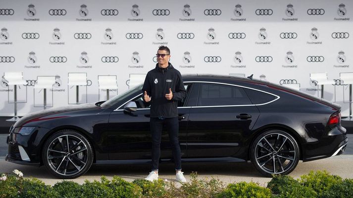 Cristiano Ronaldo valdi Audi RS7 Sportback Performance.