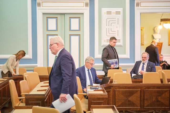 Fyrsti þingfundur eftir páskafrí er á dagskrá klukkan 15 í dag.