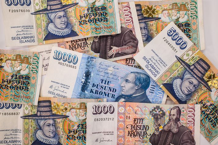 20 milljónir hurfu úr bankabókinni og var engin leið til að fá þær aftur. 