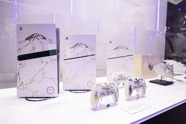 Sérstök Ghost of Yōtei útgáfa af PlayStation 5.