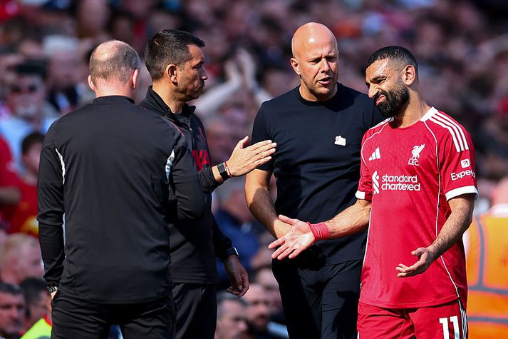 Arne Slot vildi ekki upplýsa um það hvort Mohamed Salah fengi að spila sinn síðasta leik fyrir Liverpool á sunnudaginn eða hvort hann hefði þegar spilað sinn kveðjuleik í tapinu gegn Aston Villa.