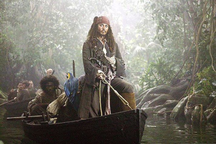 Sigurvegari sumarsins
Jack Sparrow og félagar eru ótvíræðir sigurvegara sumarsins en framhaldsmyndin um sjóræningjnana á Karabíska hafinu er í sjöunda sæti yfir mest sóttu myndirnar.