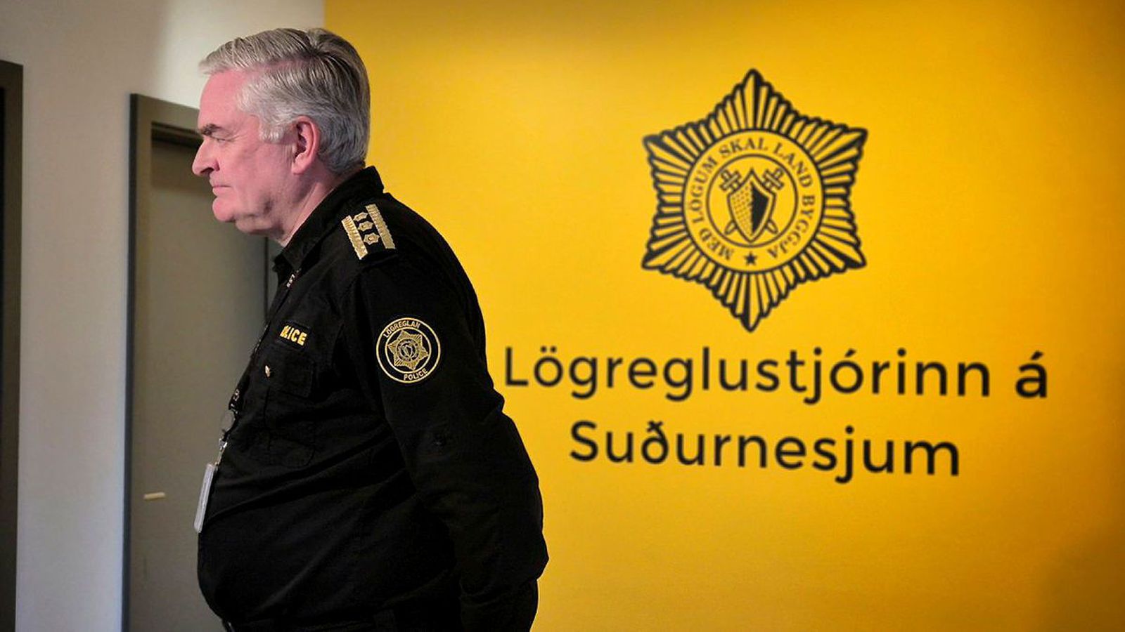 Á­kvarðanir um að­gengi að Grinda­vík lausar í reipunum