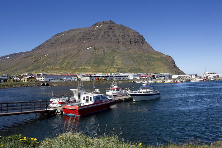 Bæjarráð Bolungarvíkur hefur samþykkt áætlun um að bjóða Landsbankanum, Íslandspósti og sýslumanni Vestfjarða samstarf.
