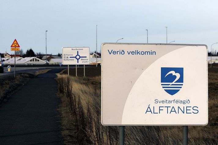 Íbúakosning um sameininguna mun fara fram í haust í báðum sveitarfélögunum.