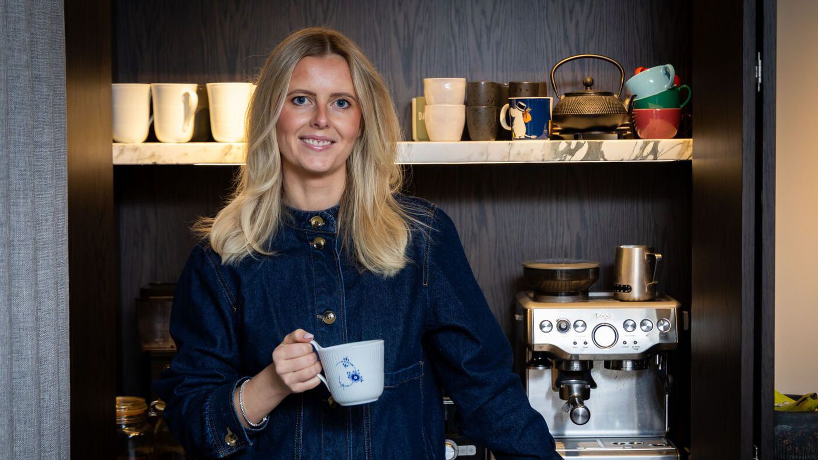 Platar sjálfan sig á morgnana til að líða geðveikt fersk