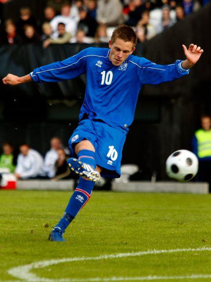 Gylfi í leik með U21-landsliðinu.