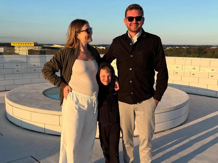 Þórhildur og Hjalti ásamt Hilmi í sumar.