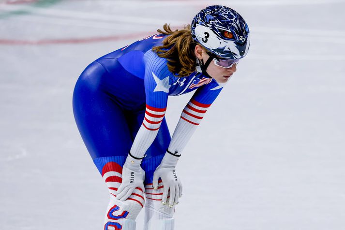 Corinne Stoddard datt í enn eitt skiptið á Ólympíuleikunum og var algjörlega niðurbrotin á eftir.