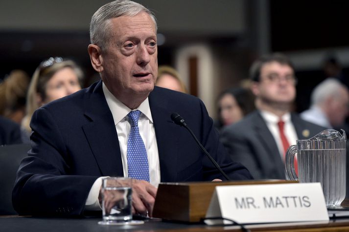 James Mattis þegar hann mætti fyrir nefnd í þinghúsi Bandaríkjanna í gær.