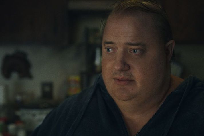 Brendan Fraser er nær óþekkjanlegur í fyrstu myndinni sem birtist úr The Whale.