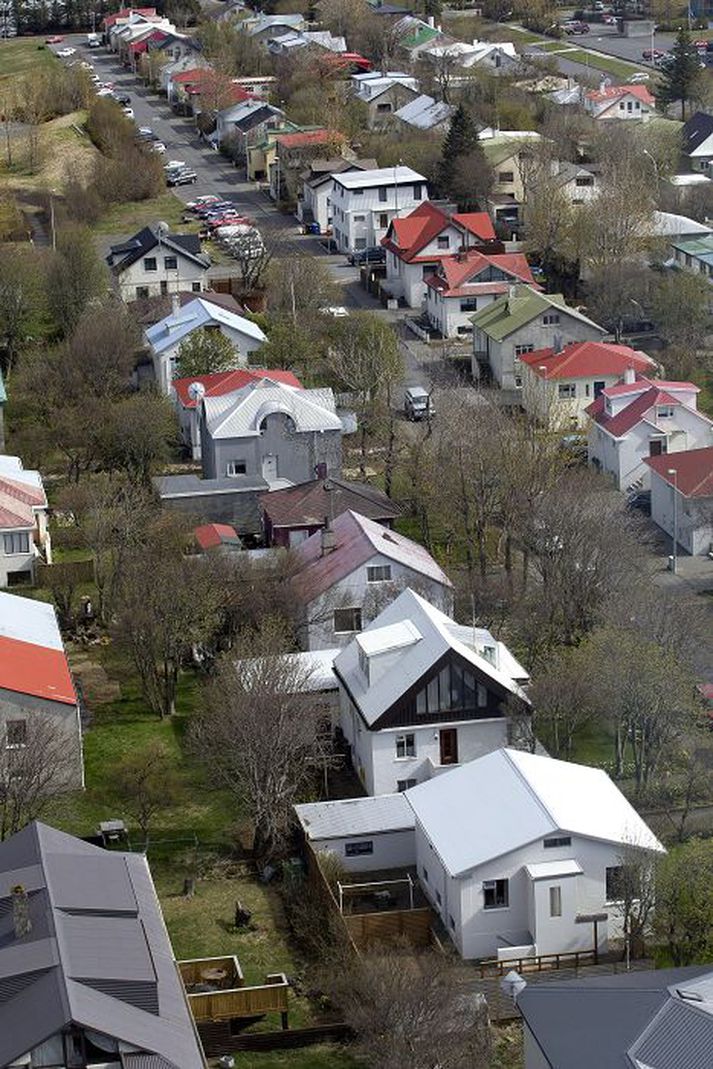 Greining Íslandsbanka segir hraða í verðhækkun húsnæðis hafa aukist að undanförnu.