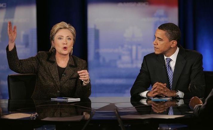 Harka er að færast í kappræður Barack Obama og Hillary Clinton.