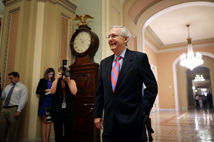 Mitch McConnell er leiðtogi repúblikana á öldungadeildinni.