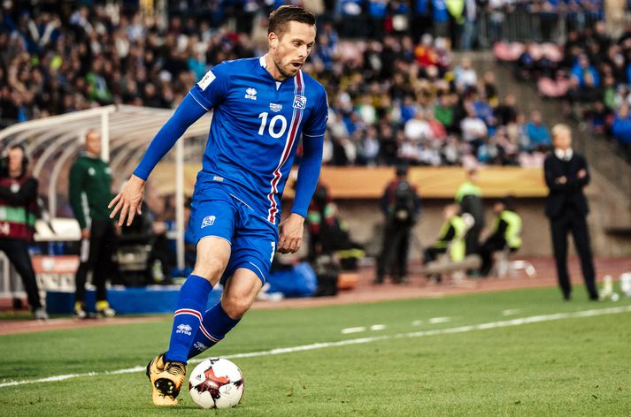 Gylfi Þór Sigurðsson og fótboltar úti um víða veröld eru miklir vinir.