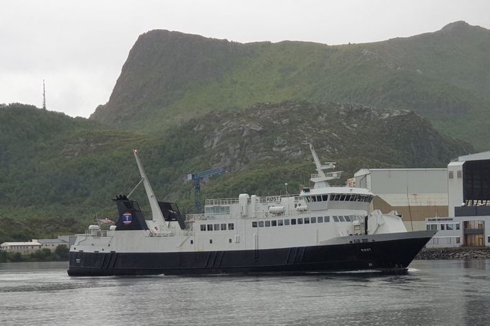 Ferjan Röst á að hefja siglingar um Breiðafjörð í október. Nú er hún stödd í Noregi.