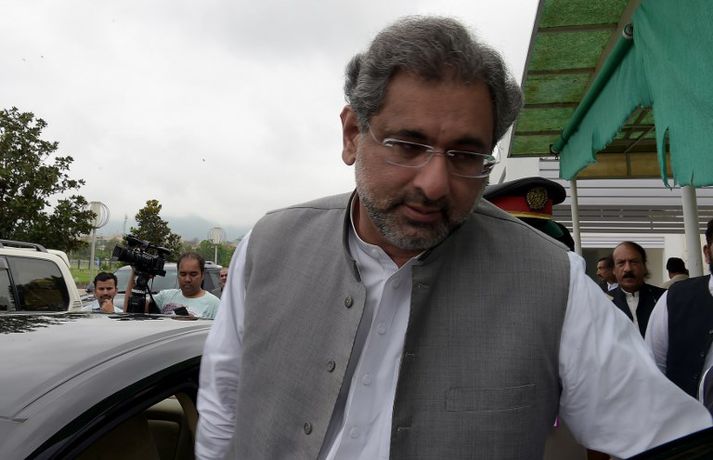 Shahid Khaqan Abbasi hefur áður gegnt embætti olíumálaráðherra Pakistans.