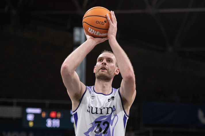 ryggvi Snær Hlinason var í hópi stigahæstu leikmanna Surne Bilbao í spænska körfuboltanum í kvöld.