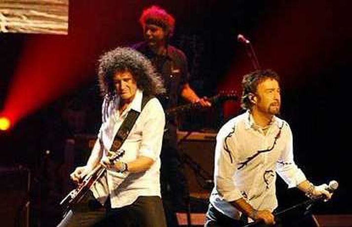 Queen og Paul Rodgers á tónleikum.