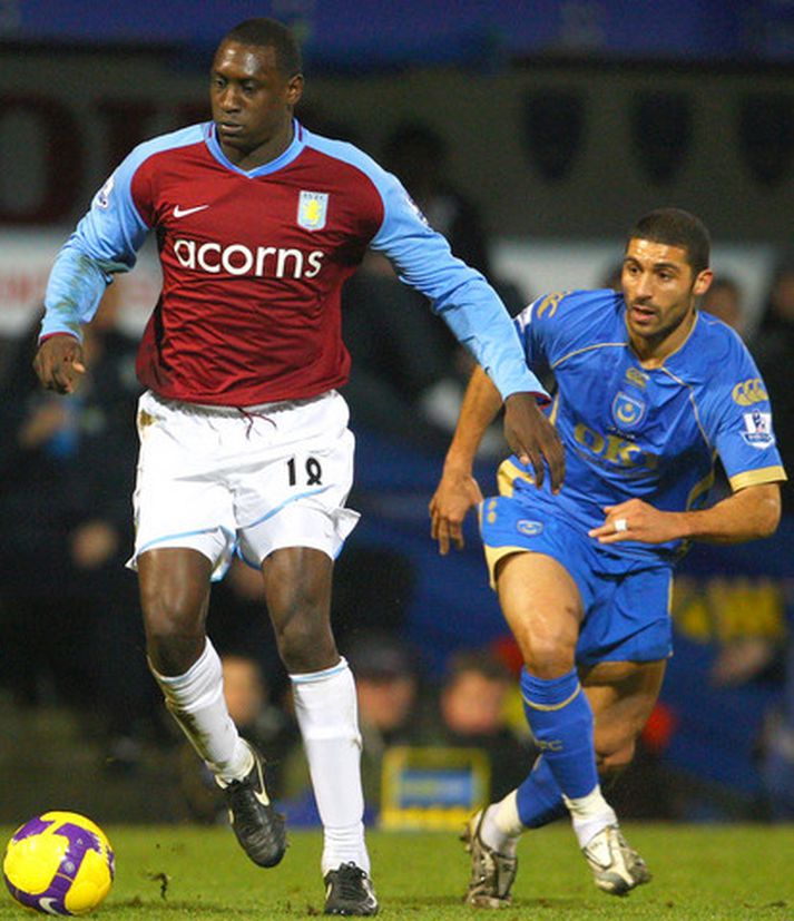 Emile Heskey í leiknum í gær.