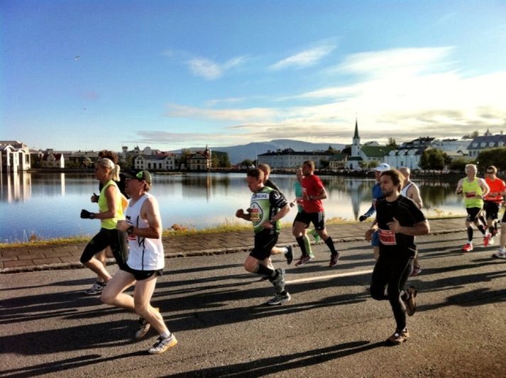 Áheitasöfnun vegna Reykjavíkurmaraþonsins gekk mjög vel. Mynd/ Íslandsbanki.