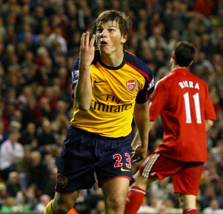 Arshavin lyfti mörgum puttum í kvöld.
