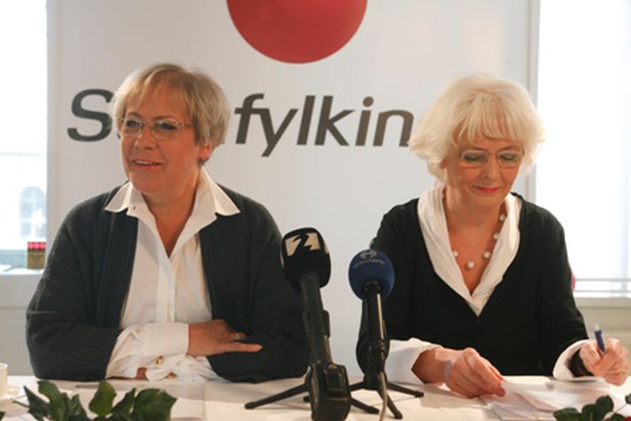 Jóhanna Sigurðardóttir og Ingibjörg Sólrún Gísladóttir gefa kost á sér til að leiða sitthvort Reykjavíkurkjördæmið í kosningunum.